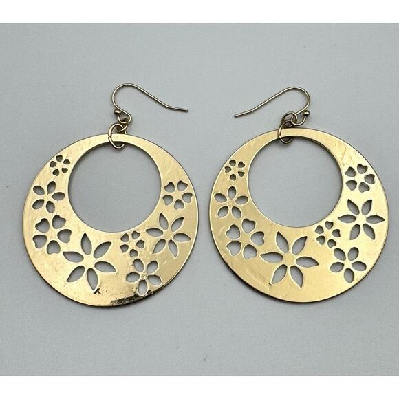 Jewelry - Gold Tone Circle Floral Cutout Round Dangle Pierced Earrings 1.75